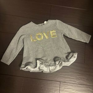H&M gray & gold glitter & sequin “Love” ruffle hem sweater 12-18M EUC
